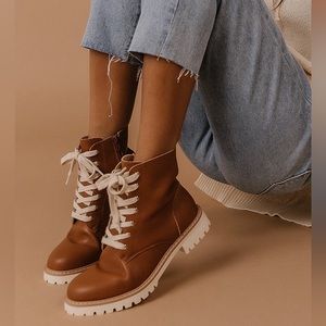NWOT Roolee Boots